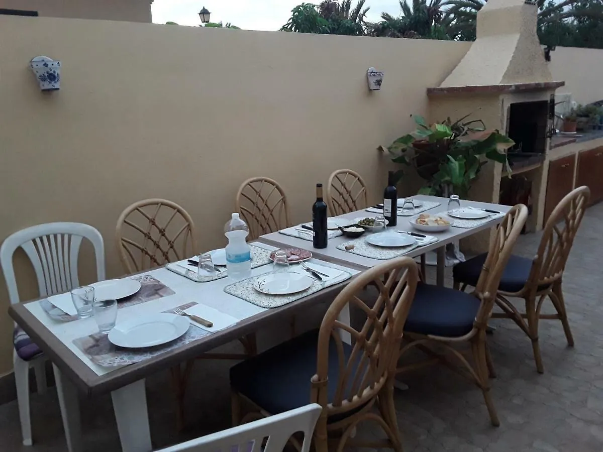 Villa Riki - Bed & Breakfast